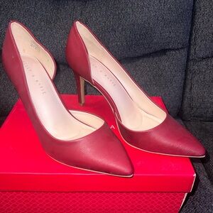 Kelly & Katie Elegant Burgundy Heels 👠